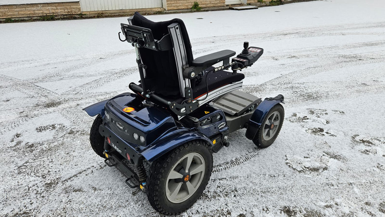 Elektropiedziņas riteņkrēsls (Noma)