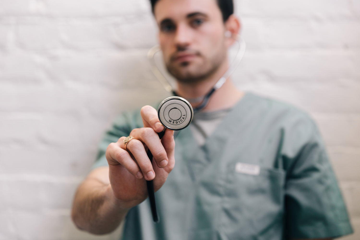 Meklēt palīglīdzekli pēc diagnozes vai problēmas